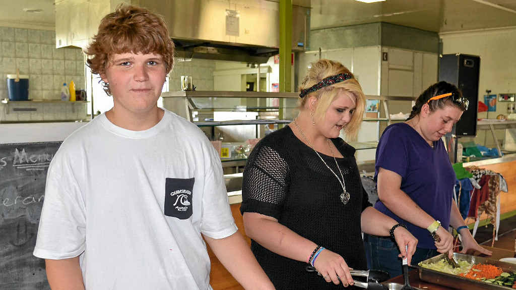 Southern Downs Flexible Learning Hub students Lochie Watson, Jessi Ingall and Les-leigh Hurley serve up a delicious barbecue lunch. Southern Downs Flexible Learning Hub students Lochie Watson, Jessi Ingall and Les-leigh Hurley serve up a delicious barbecue lunch.
